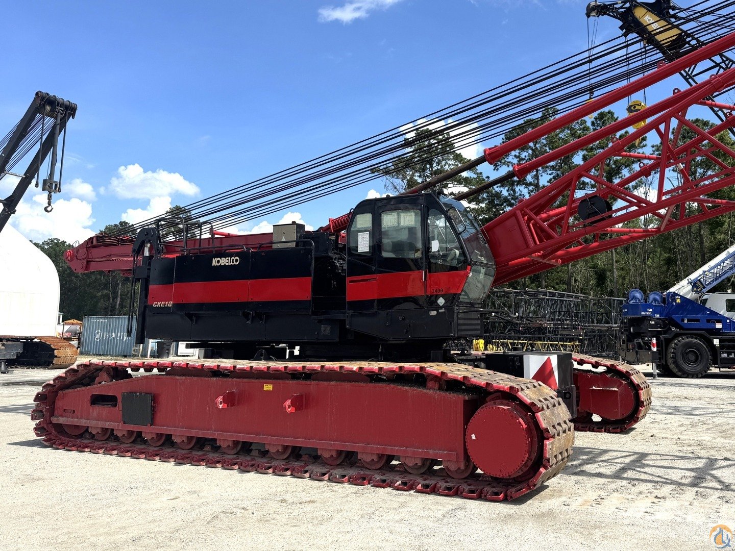 Kobelco CKE18001F
