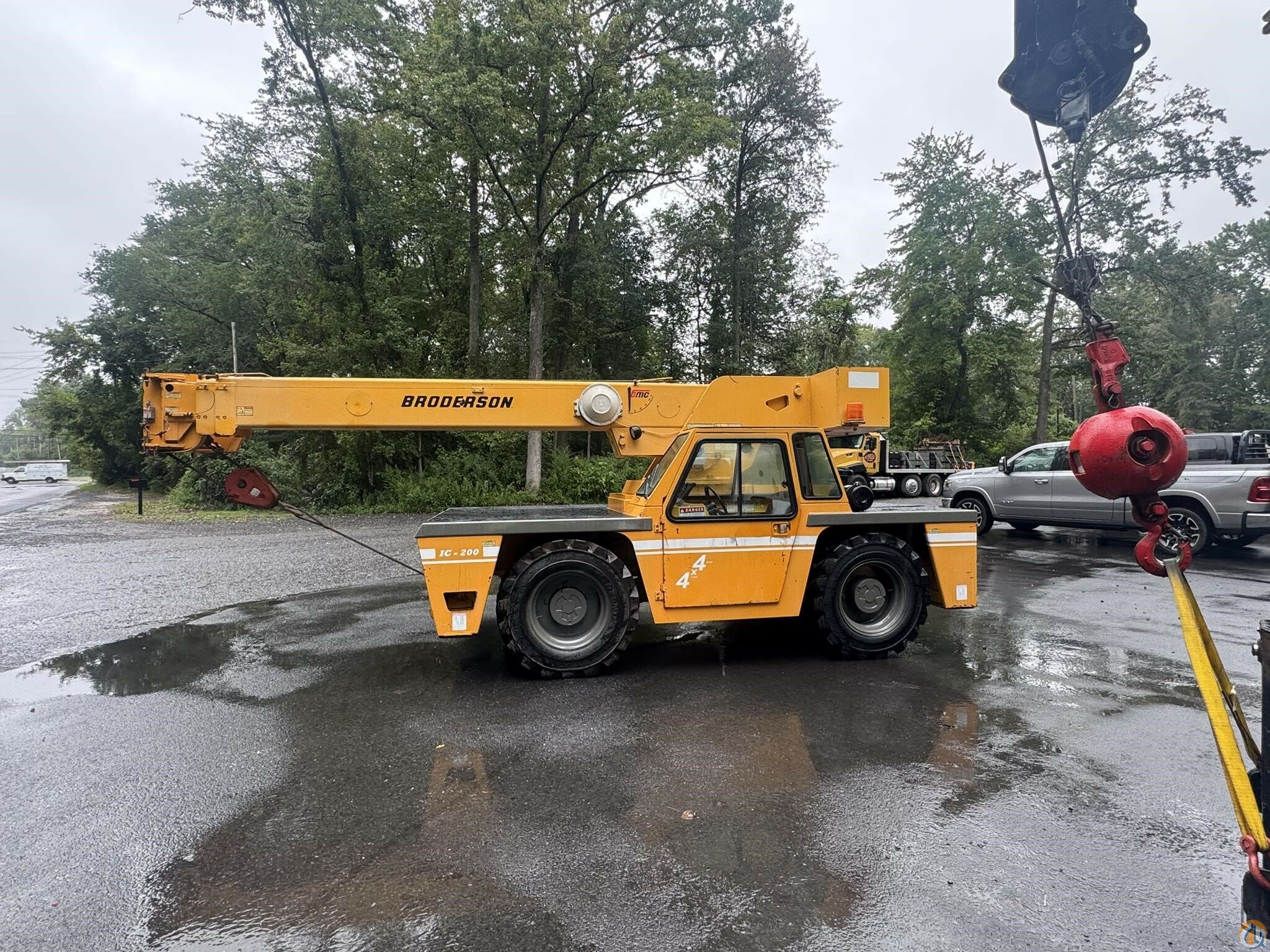 Broderson IC-200-2F