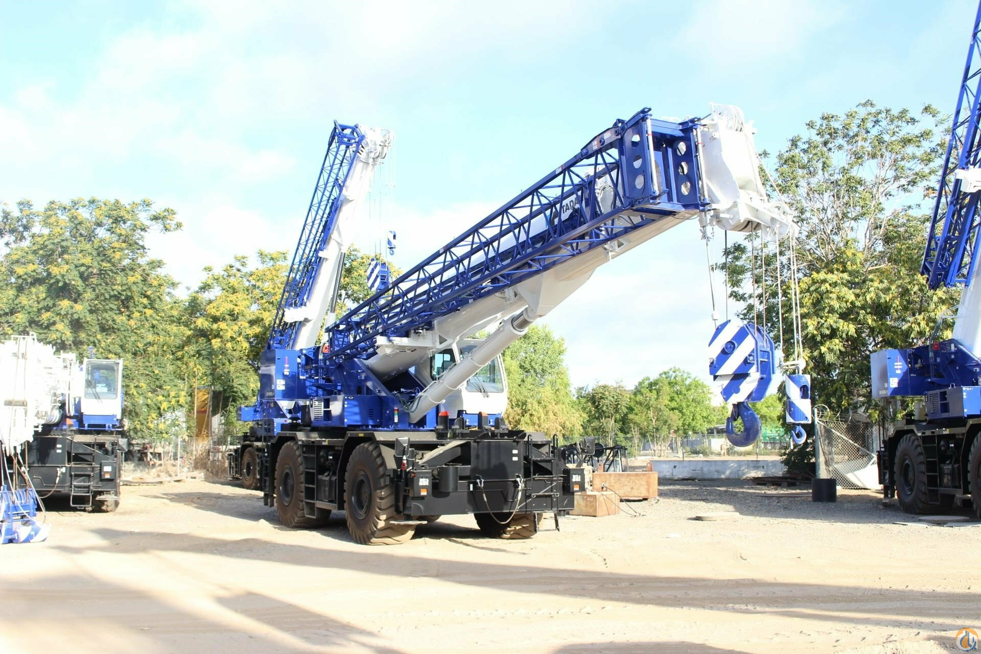 Tadano GR-900XL