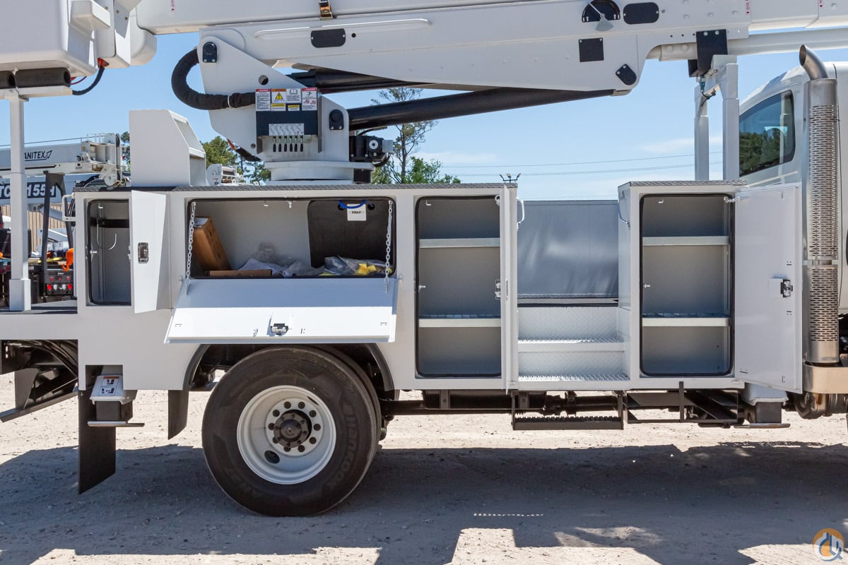Versalift VN-555-MHI