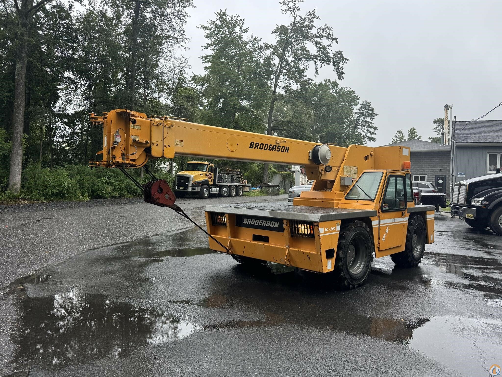 Broderson IC-200-2F