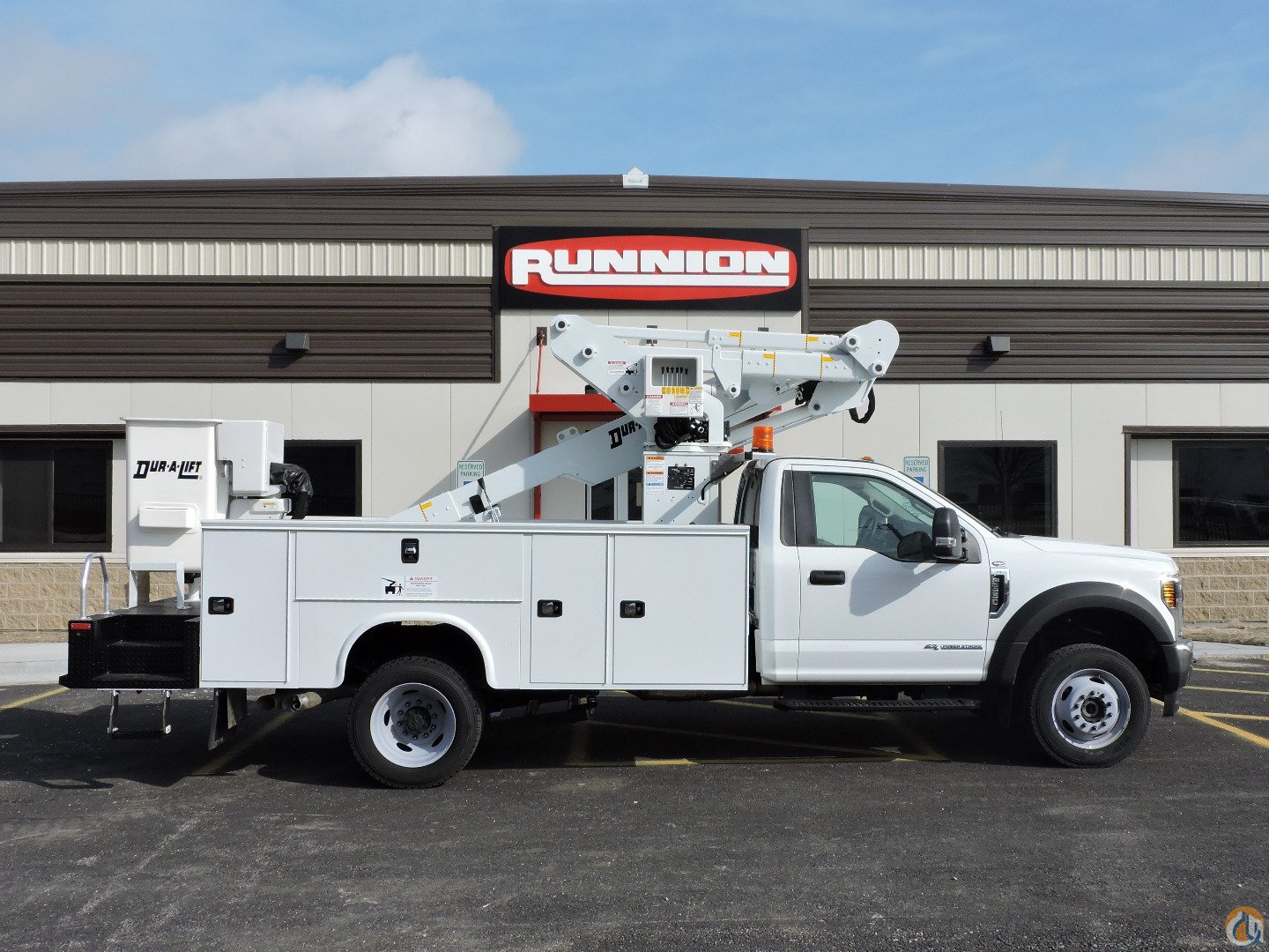 DUR-A-LIFT DTAX-39FP Bucket Truck Cranes New Runnion Equipment Co ...