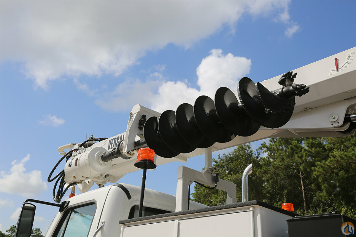 Versalift TMD-4050-T