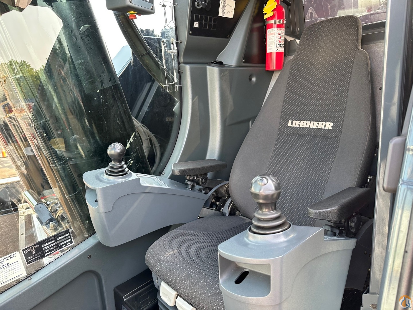 Liebherr LTM 1450-8.1
