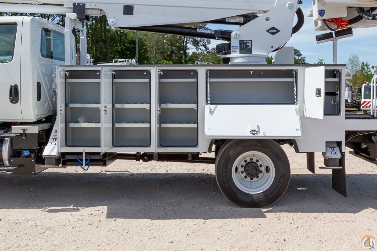 Versalift VN-555-MHI