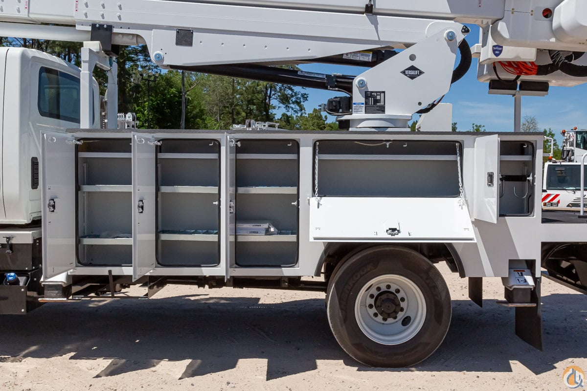 Versalift VN-555-MHI