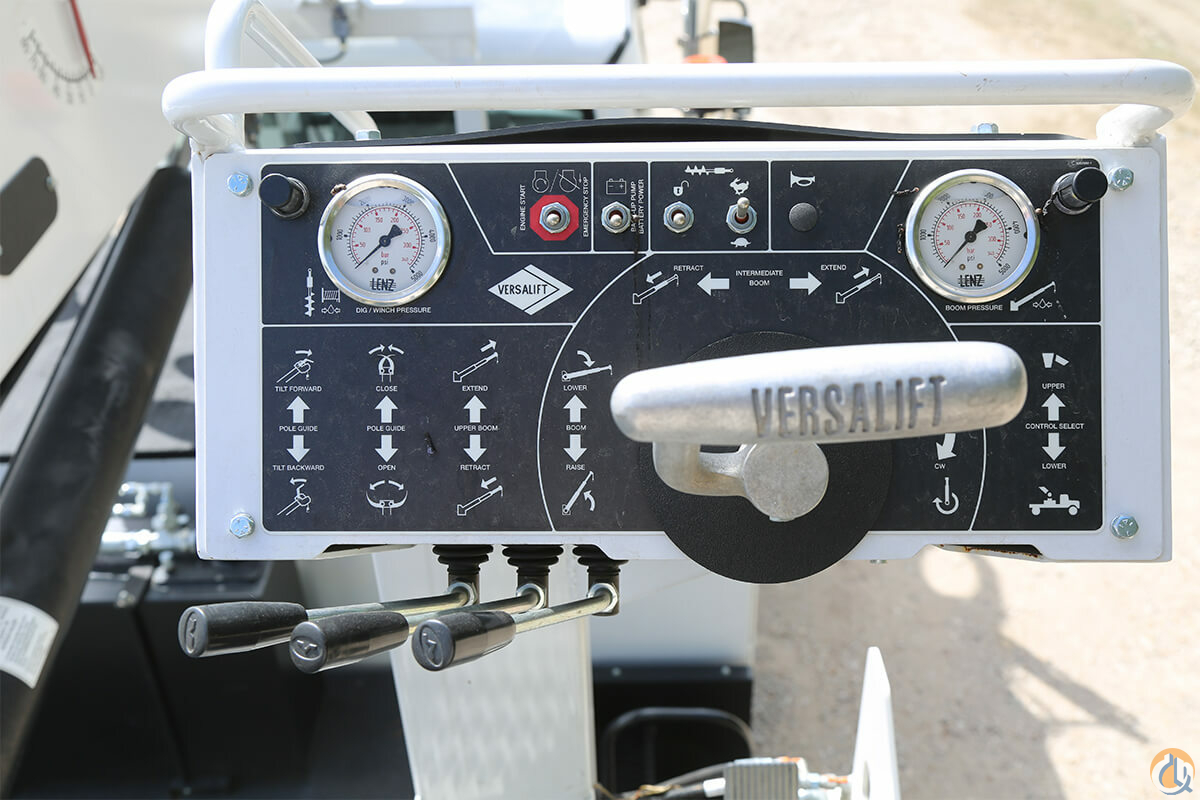 Versalift TMD-4050-T