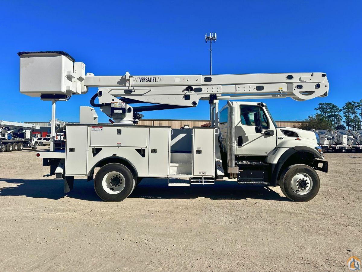 Versalift VN-555-MHI