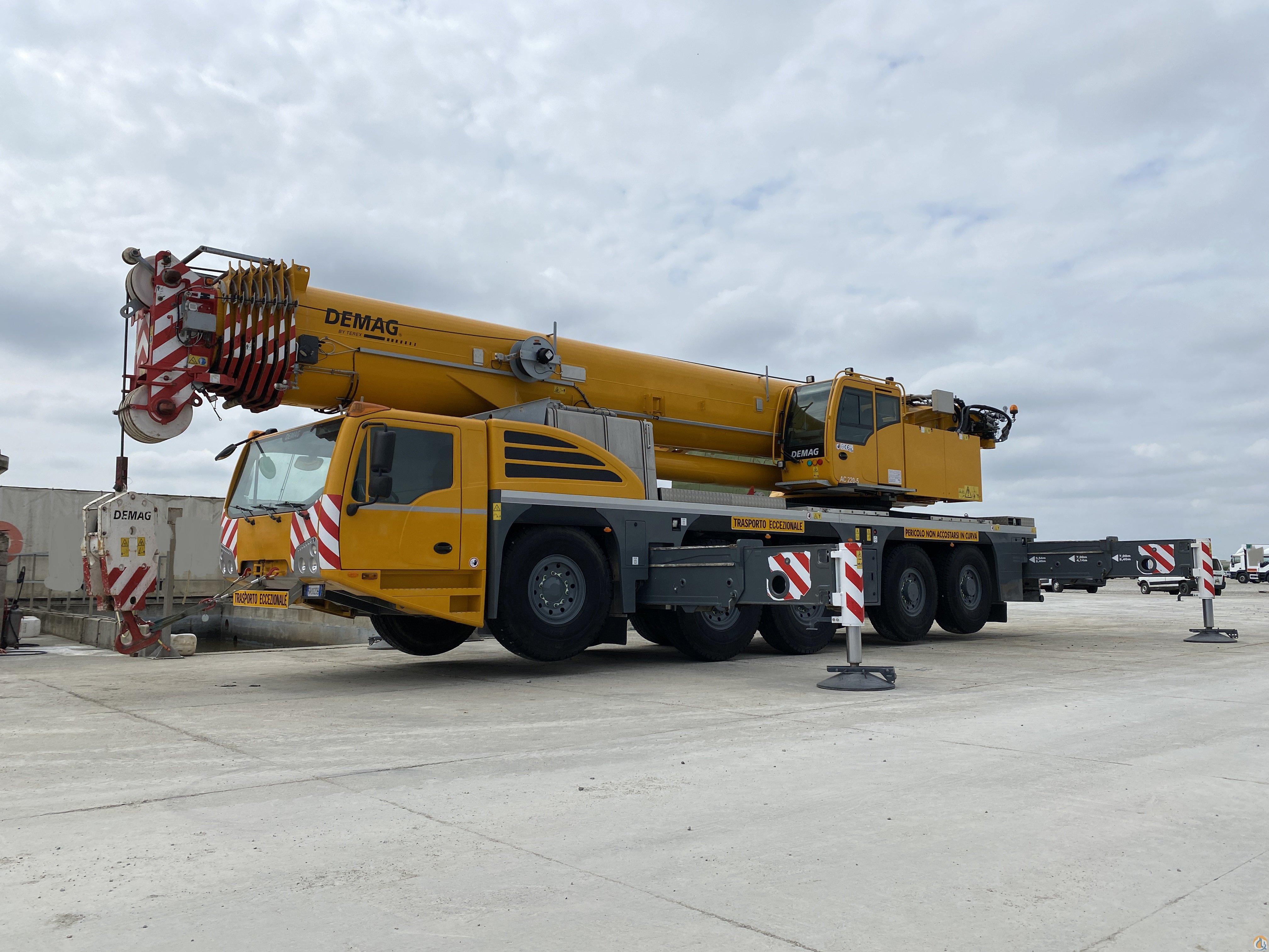 Demag AC 220-5