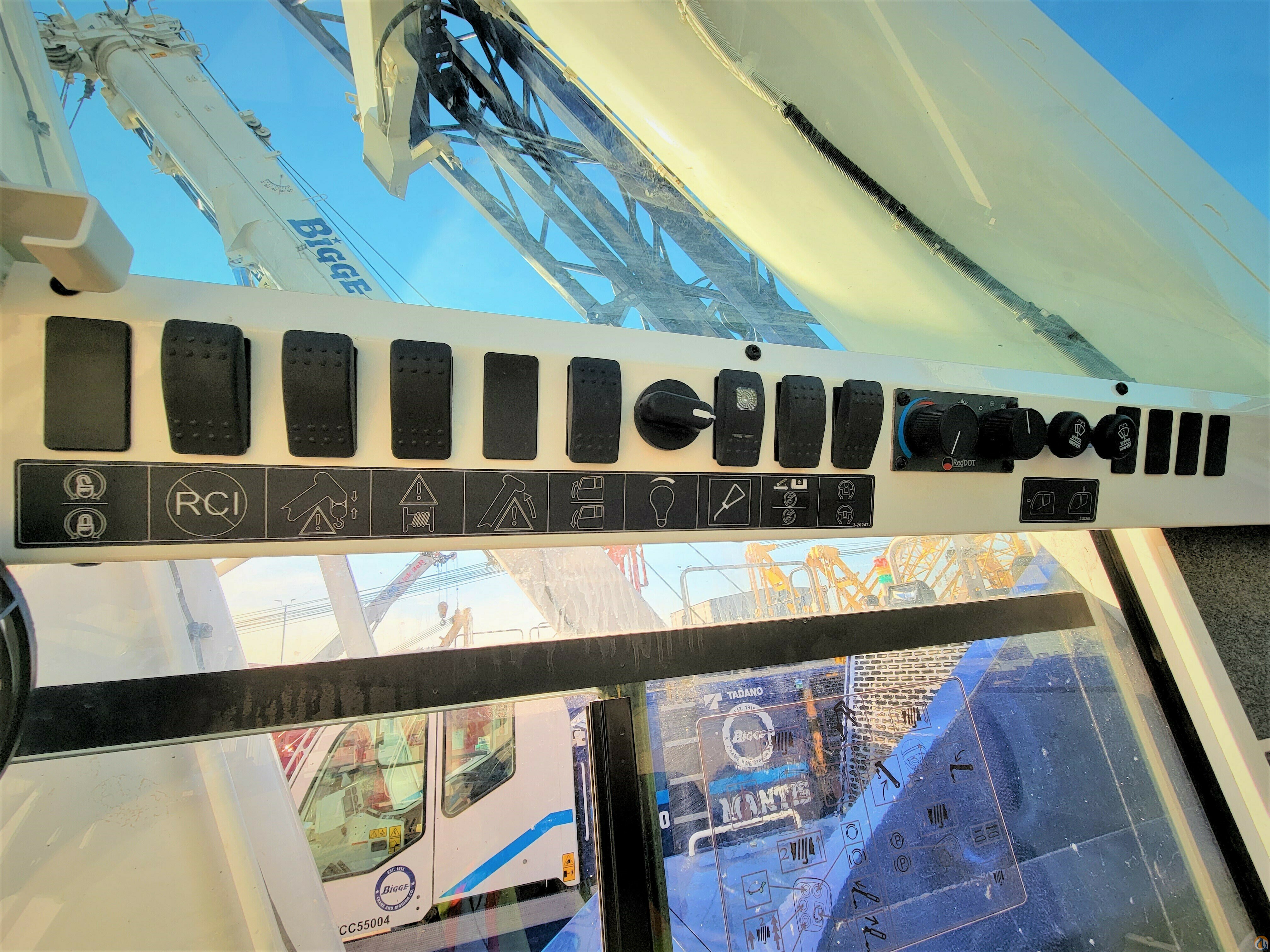 Tadano Mantis GTC-900