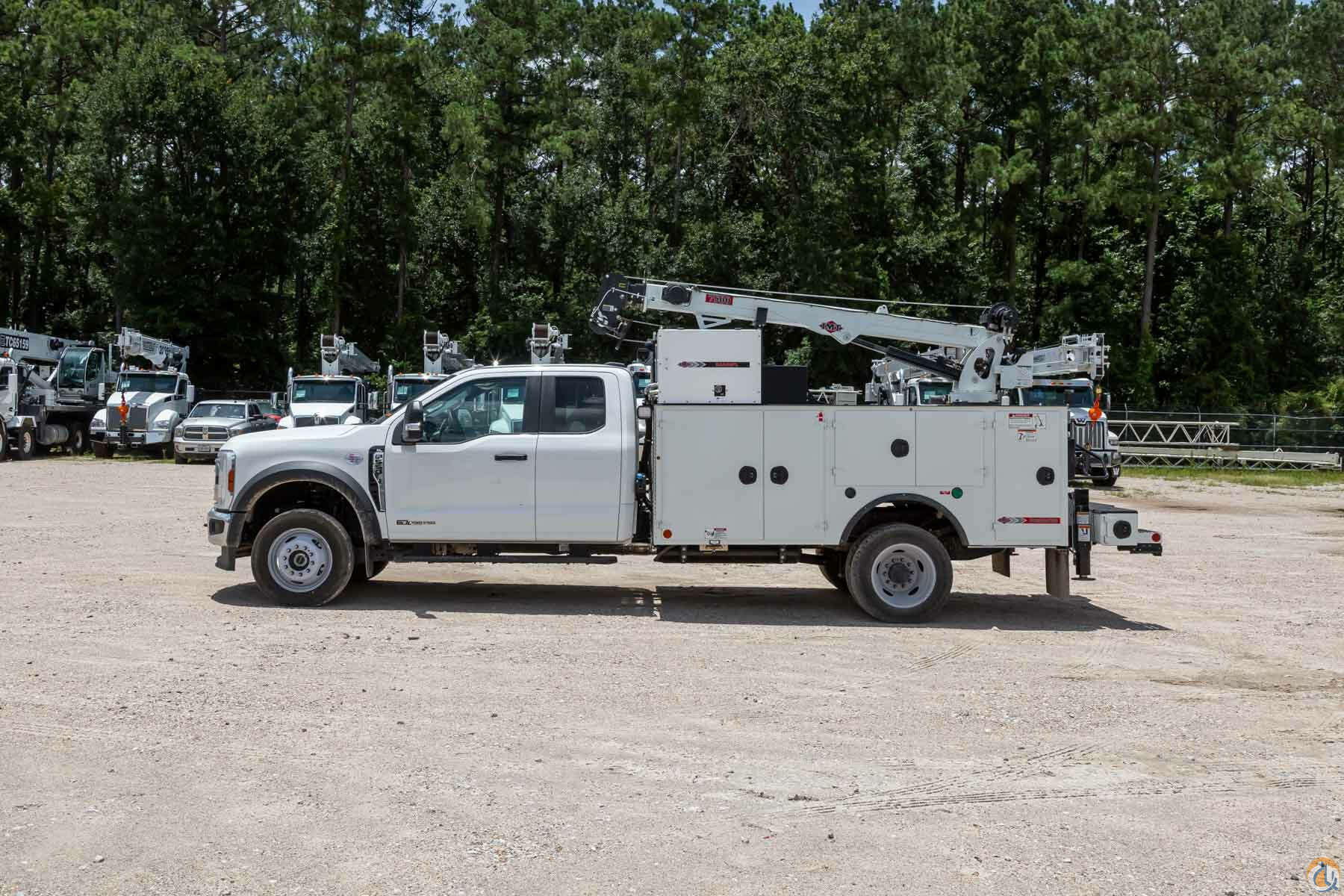 IMT 7500-22 Dominator I Service body