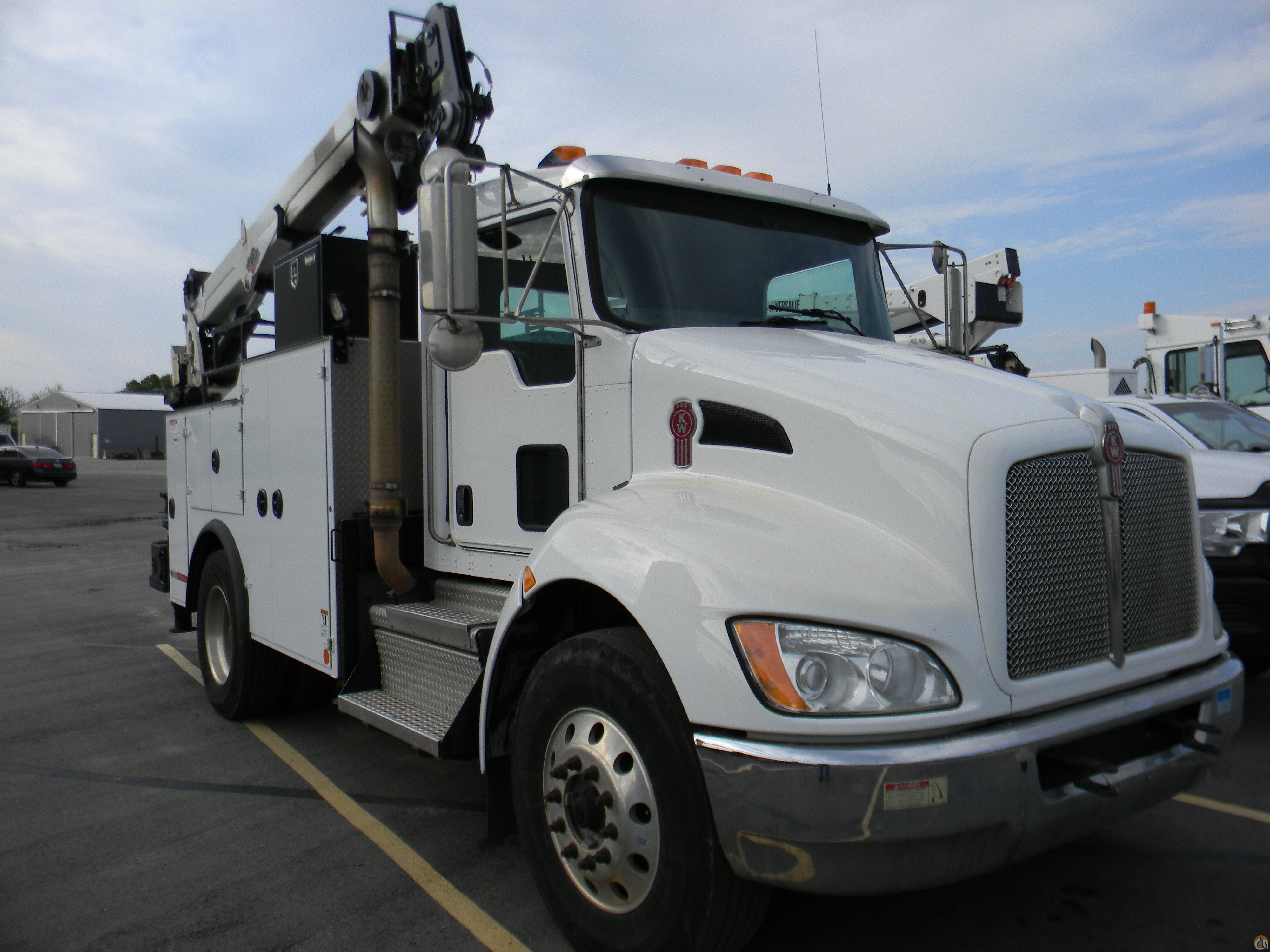 IMT 10000-30 Dominator III 11