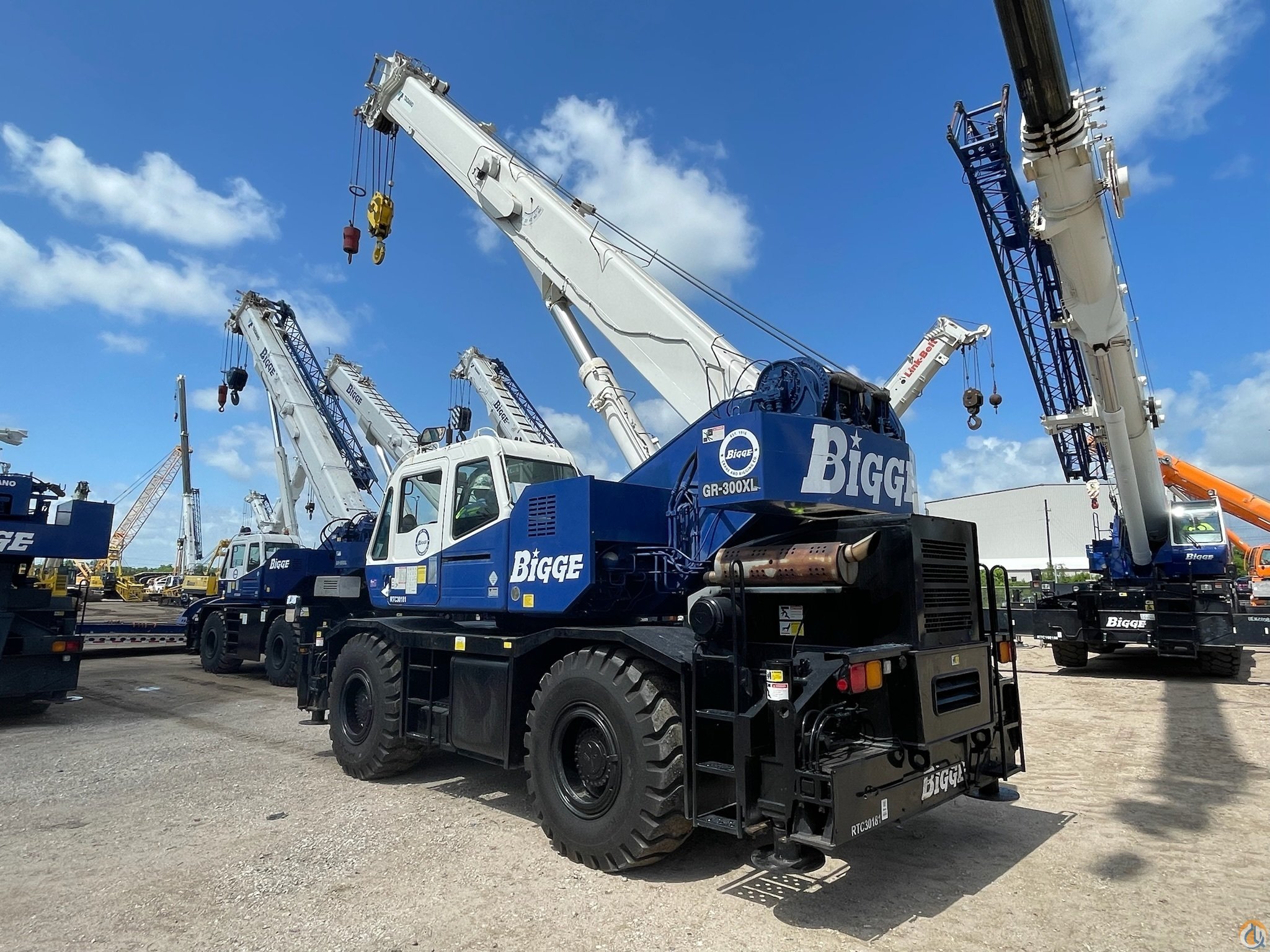 Tadano GR-300XL-1