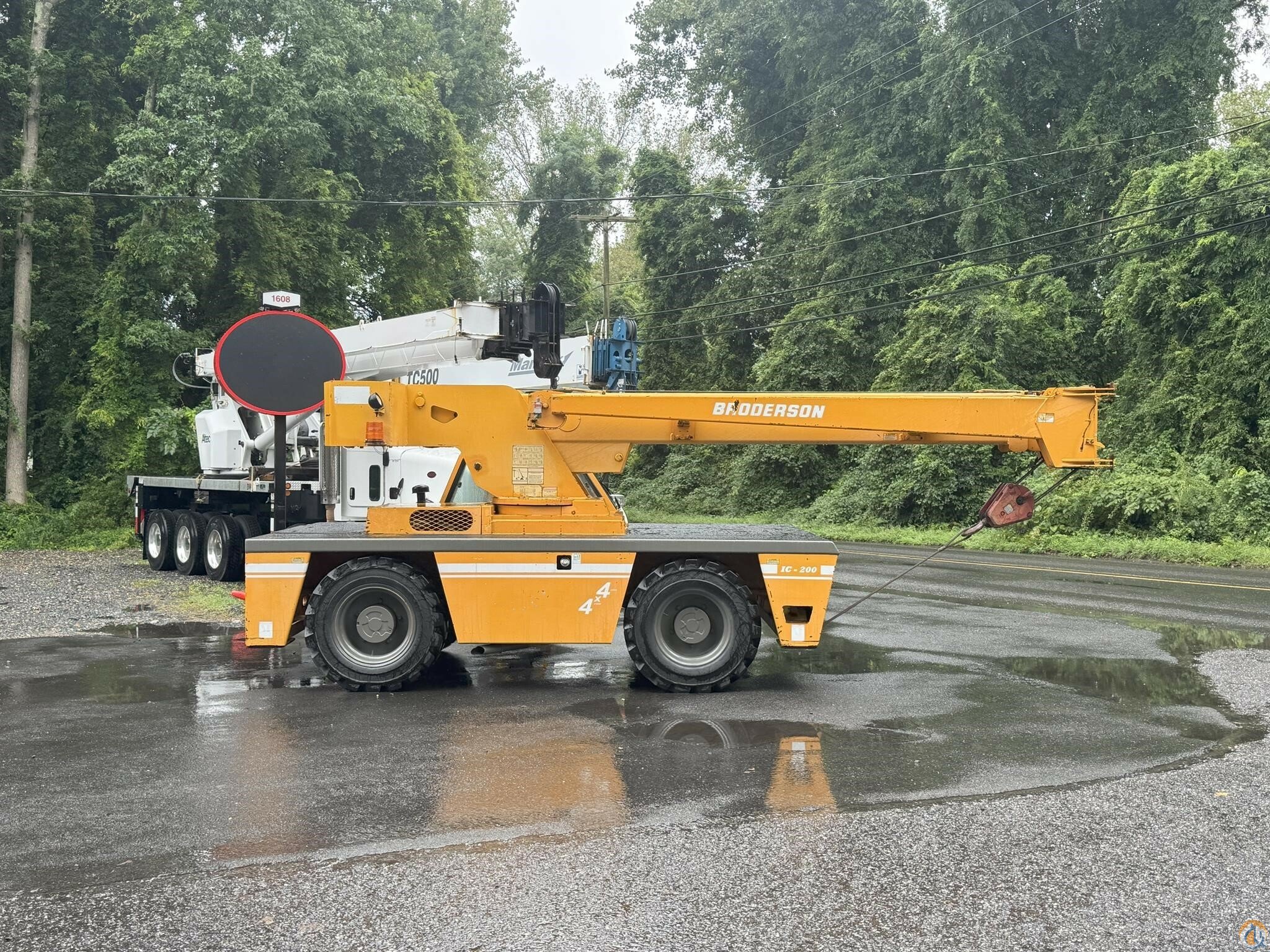 Broderson IC-200-2F