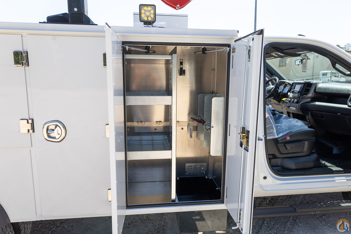 Stellar 7621 TMAX 1-11 service body