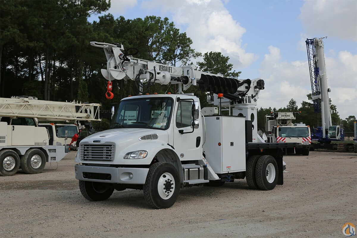 Versalift TMD-2047-T