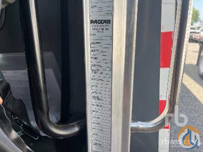Peterbilt 337
