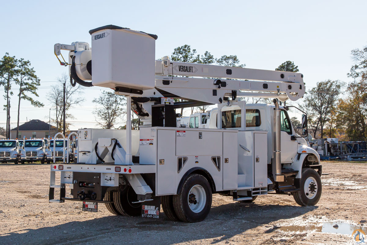 Versalift VN-555-MHI