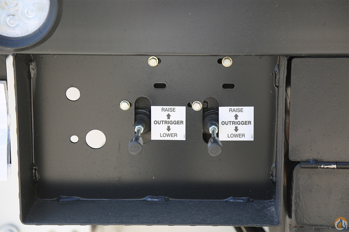 Versalift TMD-4050-T
