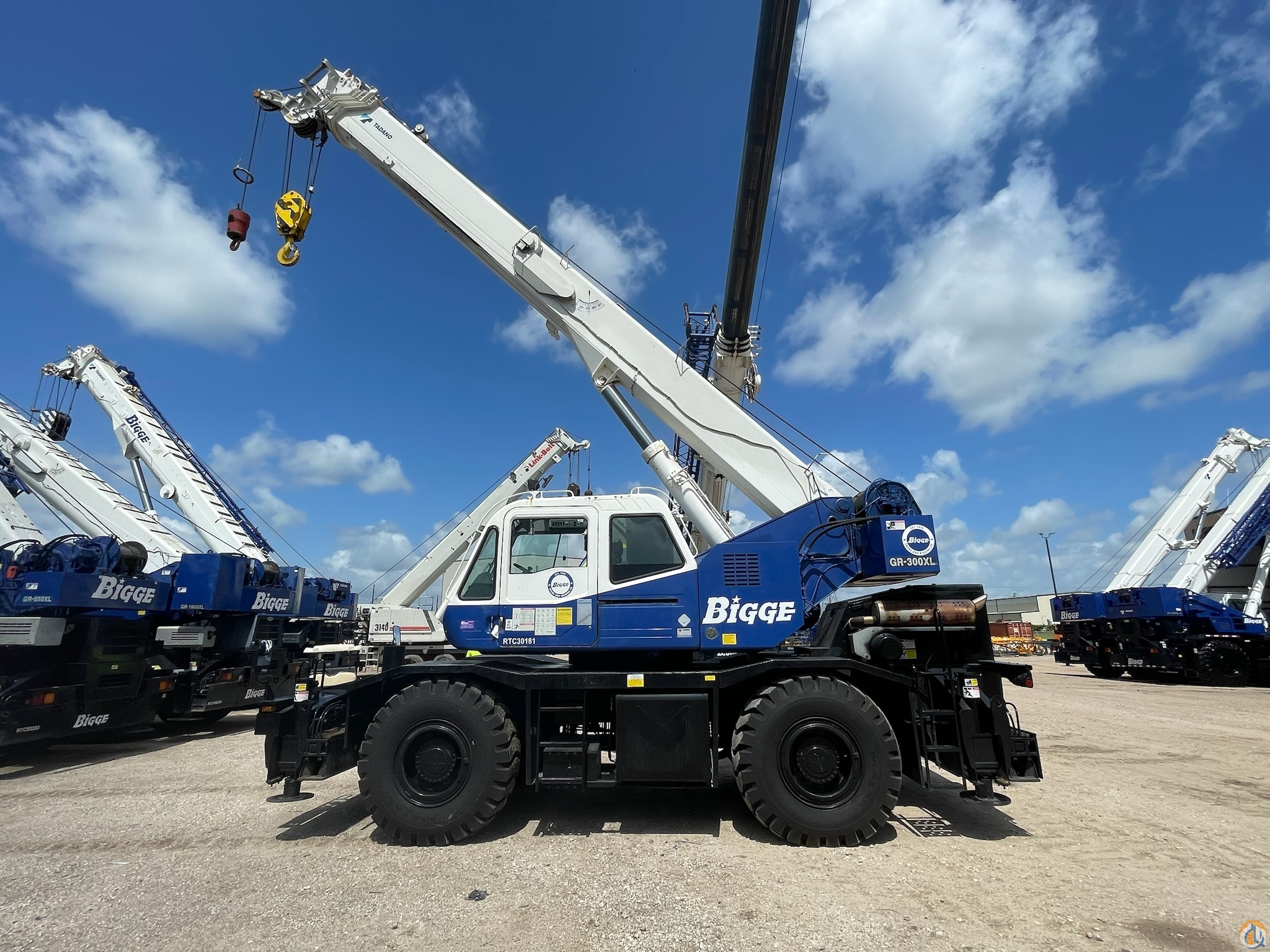 Tadano GR-300XL-1