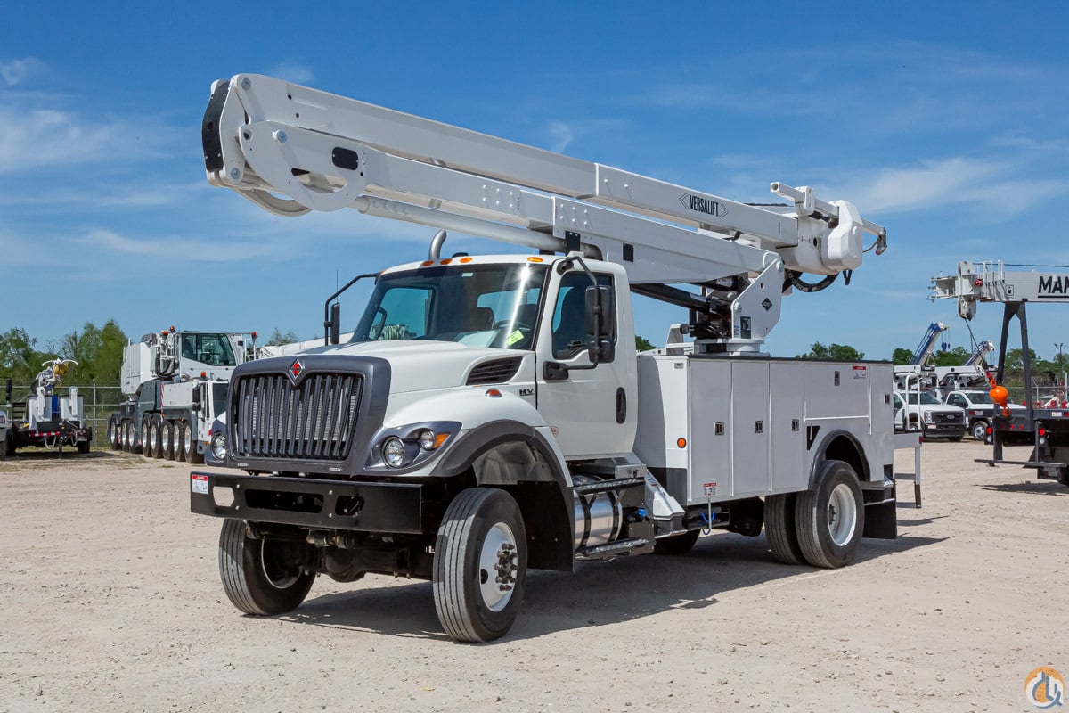 Versalift VN-555-MHI