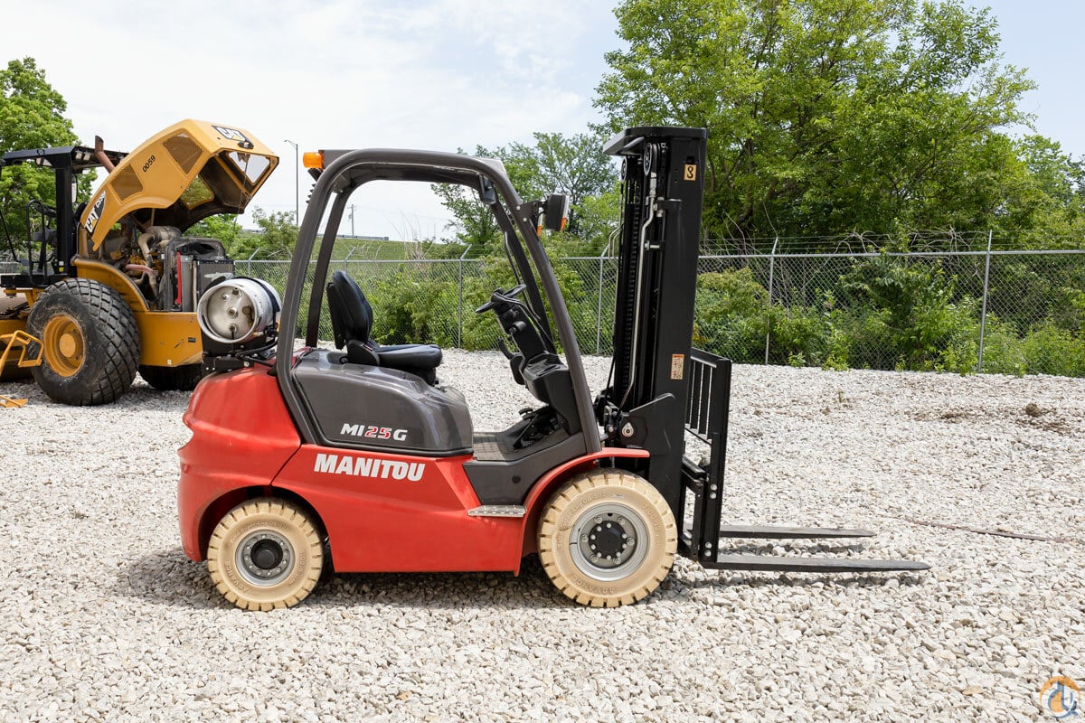 Manitou MI 25G