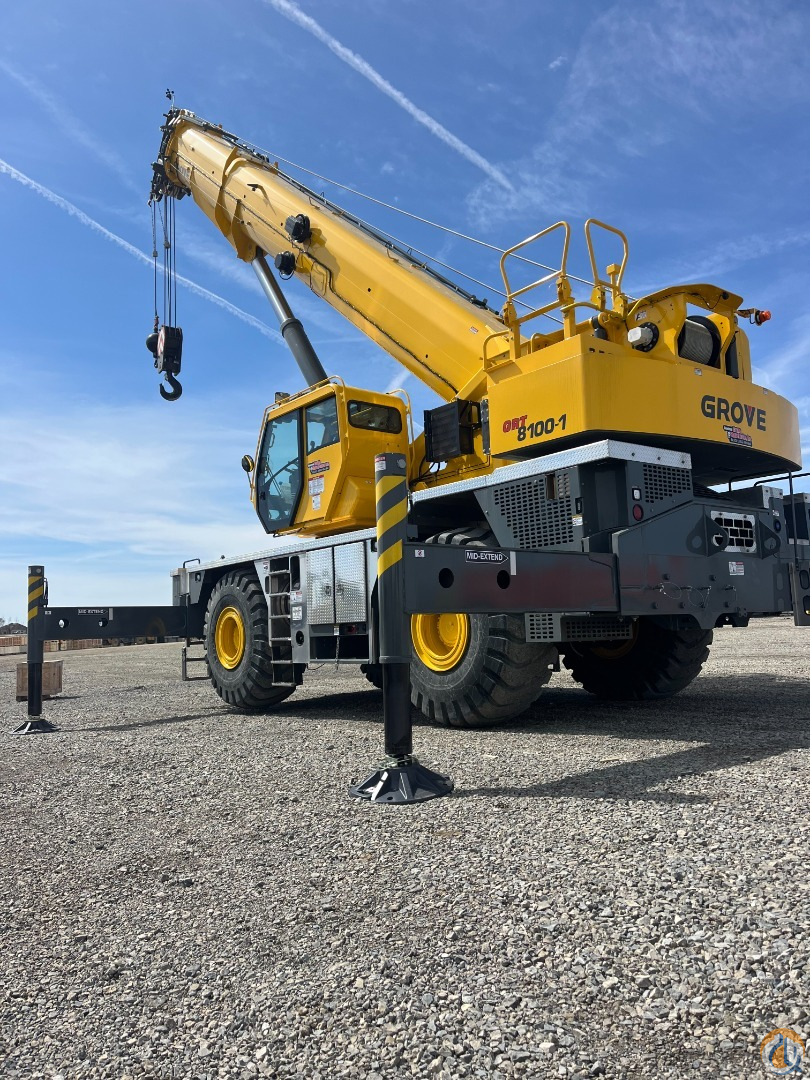 Grove GRT8100-1