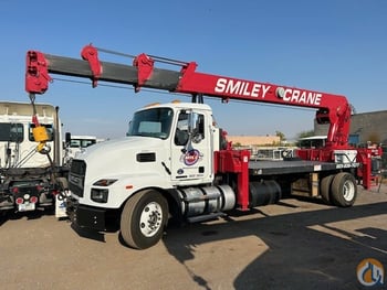 UNIC UR-1582 Rear Mount